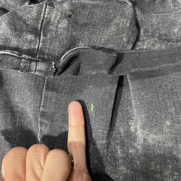 So Juniors Tiered Grunge Gray Black Ruffle Mini Skirt Size 3/26w - Picture 4 of 5